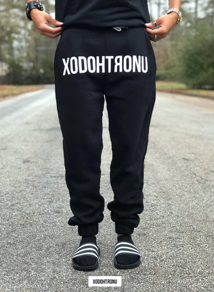 Front Stamped Joggers Noir (Glow in the dark!)