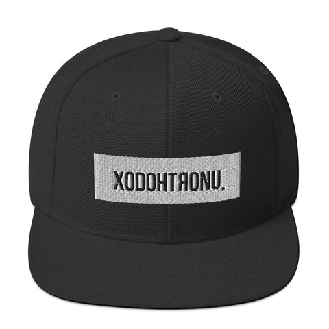 XODOHTRONU Snapback Hat [ESSENTIALS]